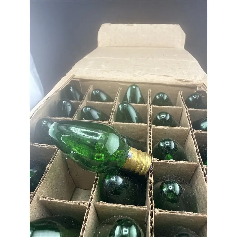 Lot 25 Vintage C7 1/2 Green Christmas Replacement Bulbs Made in Japan